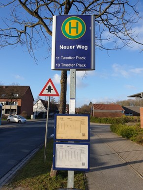 Haltestelle der Linie 10 und 11